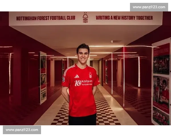 诺丁汉森林官宣季前赛强敌：挑战佛罗伦萨与沙特新贵！