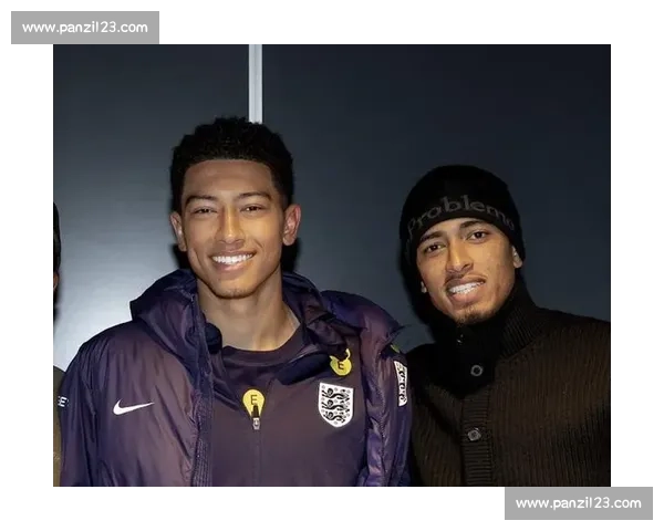 贝林厄姆兄弟的「名字博弈」：乔布为何选择做球场上的「独立个体」